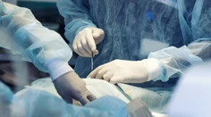 Sieťkou zachránil život: Lekár na zriedkavý prípad použil inovatívne riešenie