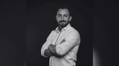 Len tri dni vedel, že čakajú druhé dieťa. Mladého politika Benjamína Schlesingera († 31) zradilo srdce