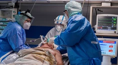 Na Ukrajine zaznamenali nový rekord denného počtu úmrtí na covid