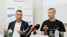 Často o nich počujeme, no vieme o nich minimum. Načreli sme do práce futbalových agentov