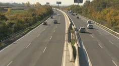 Diaľničné známky budú drahšie. Vďaka tomuto triku však celý budúci rok viete jazdiť za starú cenu