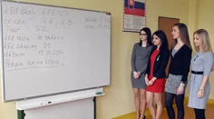 Študenti národnostných menšín dnes maturujú z maďarčiny a ukrajinčiny