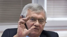 Galek vyzval premiéra, aby odvolal šéfa ÚRSO Jahnátka