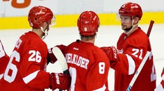 Tatar strelil hetrik a Detroit zdolal Chicago 4:1