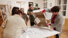 Voliť sa dá aj mimo trvalého bydliska, treba na to hlasovací preukaz