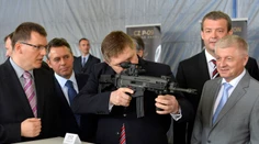 Fico s personálnou rošádou ešte neskončil
