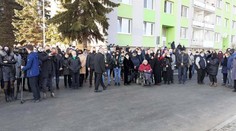 Na Mukačevskej ulici v Prešove si pripomenuli prvé výročie výbuchu bytovky