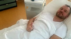 Pellegrini prerušil liečbu v nemocnici, hoci mu to lekári neodporúčali