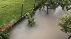 V obci pri Trenčíne zaplavilo cesty aj domy. Vyhlásili mimoriadny stav