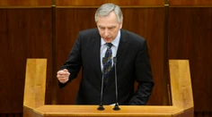 Poslanci sa vrátia k odvolávaniu Figeľa, vraj ho možno neodvolajú