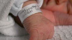 Nový druh baktérie zabil vo Francúzsku tri bábätká