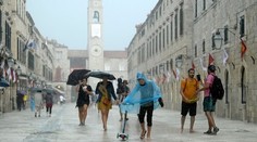 Vlny horúčav v Chorvátsku prelomia búrky a ochladenie. Dorazia už najbližší víkend