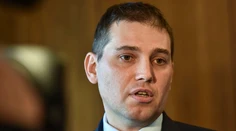 NAKA zadržala šéfa Úradu inšpekčnej služby Adriána Szabóa