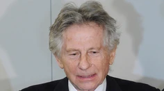 Žena, ktorú znásilnil Roman Polanski, požiada súd o ukončenie prípadu