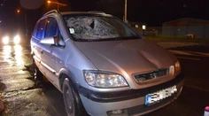 Pri dvoch nehodách na priechode sú dvaja ťažko zranení, medzi nimi aj 12-ročné dievča
