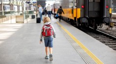 Šťastný koniec smutného príbehu. Chlapec sa stratil na stanici, po 30 rokoch vypátral svojich rodičov