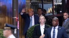 Trump vypovedal takmer sedem hodín na prokuratúre v New Yorku o finančnom podvode