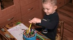 Fľaky a škrabance! Alexovi vraj ubližovali učiteľky v škôlke