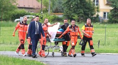 Robert Fico je po operácii. Premiér by mal byť pri vedomí a v stabilizovanom stave