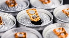 Mladík utrpel ľahký infarkt. Počet energeťákov, ktoré denne vypil, lekárov šokoval