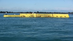 VIDEO: Benátky kvôli bičujúcim búrkam aktivovali protipovodňové hrádze