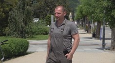 Marián Mišún, ktorý pálil vlajku EÚ, sa opäť uchádza o policajnú uniformu