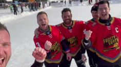 Majstri sveta v rybníkovom hokeji sú už doma. Na tretí pokus sa dočkali úspechu