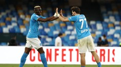 Príde Lobotka o hviezdnych spoluhráčov? Paríž núka Neapolu gigantickú sumu