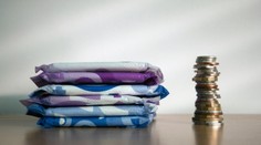 Musia si vybrať medzi hygienou a potravinami. Menštruačná chudoba sa týka aj Sloveniek