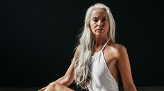Dôchodkyňa modelka v plavkách. V 60 rokoch by ste aj vy chceli vyzerať takto úžasne