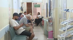 Pozitívnych na covid pribúda. Slováci stále čakajú na očkovanie proti novému variantu