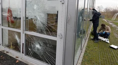 Neznámy páchateľ rozbil okná na moslimskom centre vo Varšave