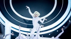 Švidraňová ako Lady Gaga. Úžasný hlas a sexy postavička v obtiahnutom kostýme!