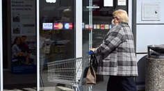 Dôchodcovia odkazujú vláde: Polovica z nás má 3,6 eura na celodennú stravu