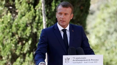 Macron v Pobreží Slonoviny: Kolonializmus bol vážnou chybou