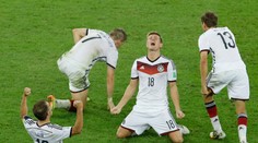 Chcel sa rozlúčiť na vrchole, čaká ho finále Ligy majstrov i domáce EURO. Potom však legenda končí