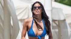 Sexy dcéra? Nie, o 30 rokov mladšia manželka šéfa F1
