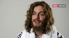 VIDEO: Saganov imitátor je hitom v cyklistikou pobláznenom Belgicku