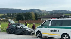 Polícia obvinila vodiča, ktorý v Čadci zrazil matku s deťmi na chodníku