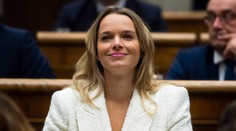 Tabák propaguje bojové zápasy, hoci ako poslankyňa to má zakázané. Zákon je však prikrátky