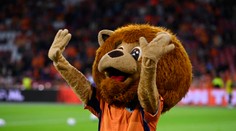 Nevídaná pokuta v Španielsku. Profesionálny futbalista obťažoval ženu v kostýme maskota