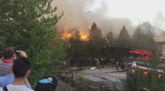 V Košiciach horela budova z unimobuniek. V susednej hale museli prerušiť hádzanársky zápas