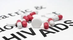 HIV pozitívny muž úmyselne nakazil 30 žien, hrozí mu doživotie