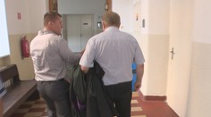 Sudcu bratislavského okresného súdu vyzliekli z talára