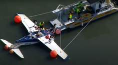 Žene oznámili úmrtie jej detí a manžela, keď balila vianočné darčeky. Neprežili pád lietadla