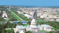 Muž so zbraňou vyvolal paniku. Polícia uzavrela sídlo amerického Kongresu