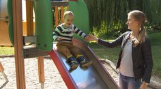 Ak máte dieťa a trvalý pobyt v Rakúsku, prídavky by im nemali krátiť