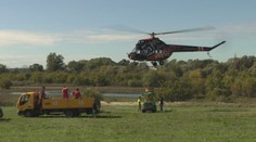 Bratislava zakročila proti komárom. Po opadnutí vysokej vody v okolí Moravy ničili liahniská pomocou vrtuľníka