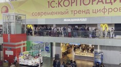 Rusi sa lúčia s McDonald's, na posledný burger čakali v dlhých radoch