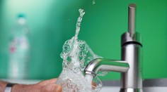 Aj cena vody sa vracia na minuloročnú úroveň